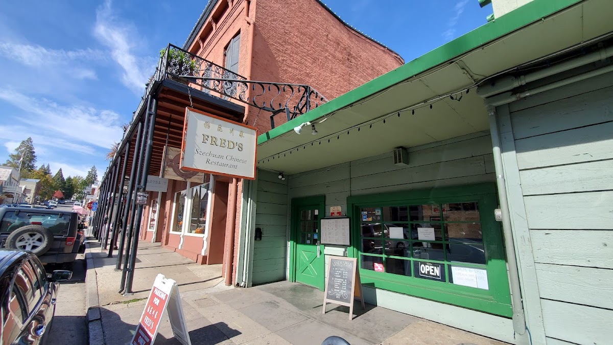 Fred's Szechuan Chinese Restaurant